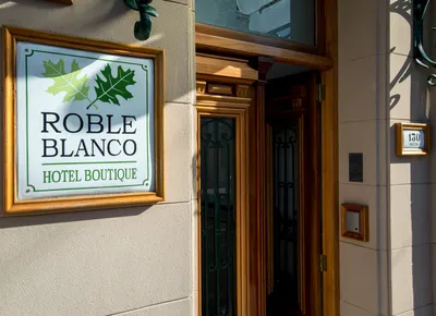 Hotel Roble Blanco